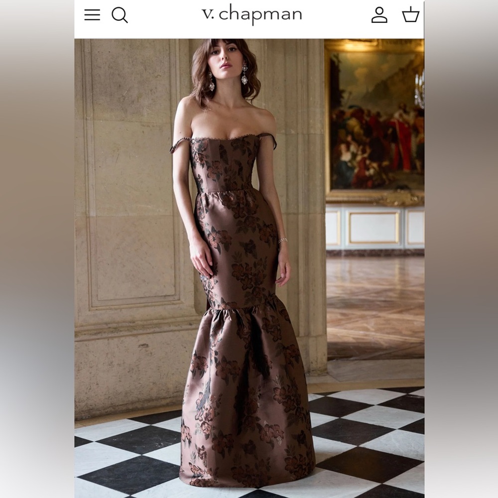 Cocoa V.Chapman gown